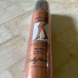 SALLY HANSEN NEW VITAMIN K AIRBRUSH LEGS